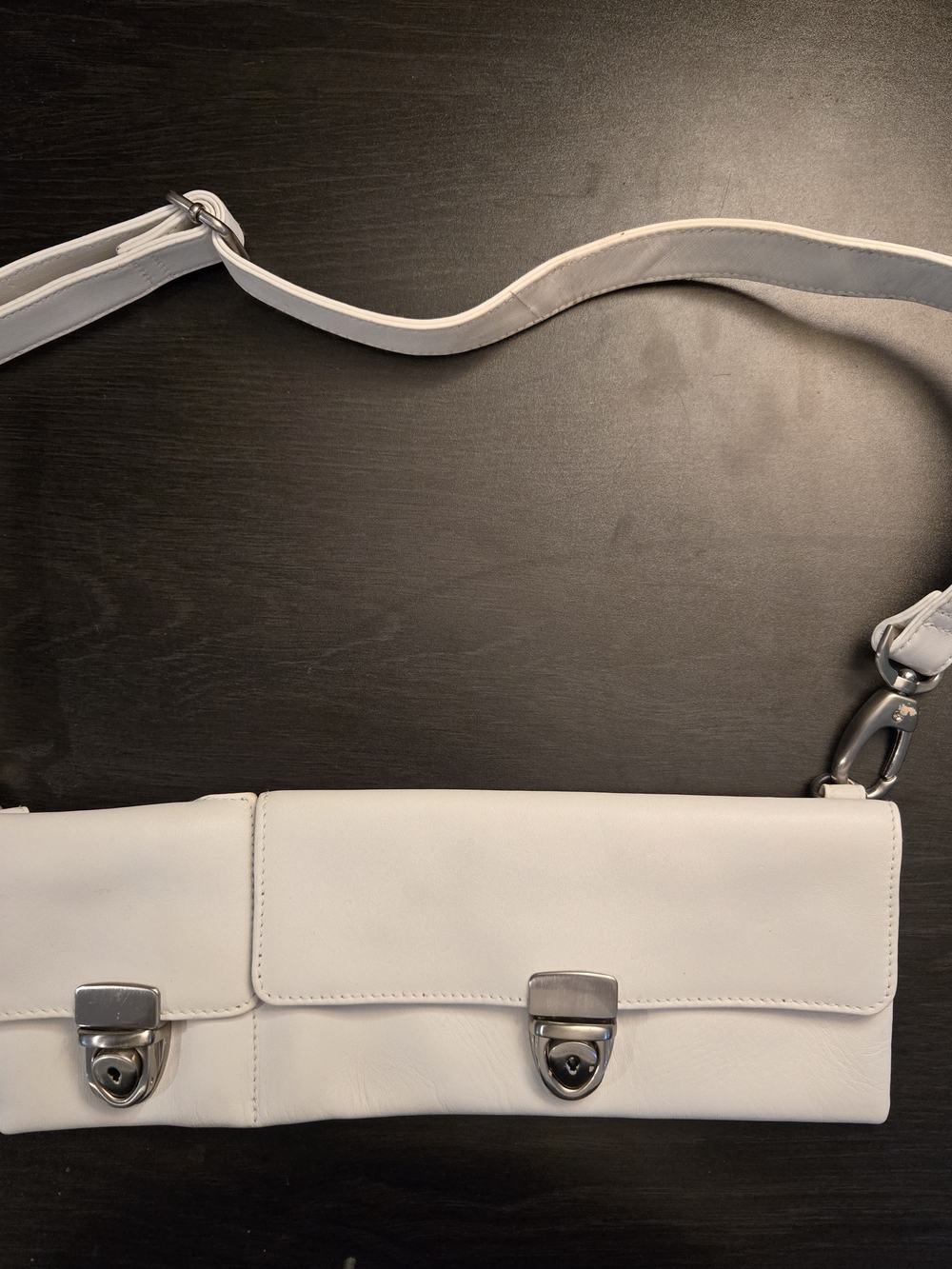 Hobo International White Leather Fanny Pack Bag Inner Pockets